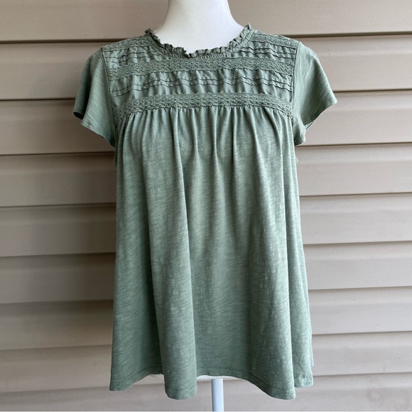 Ella Moss Tops - •Ella Moss• Lightweight Short Sleeve Blouse - Size Medium